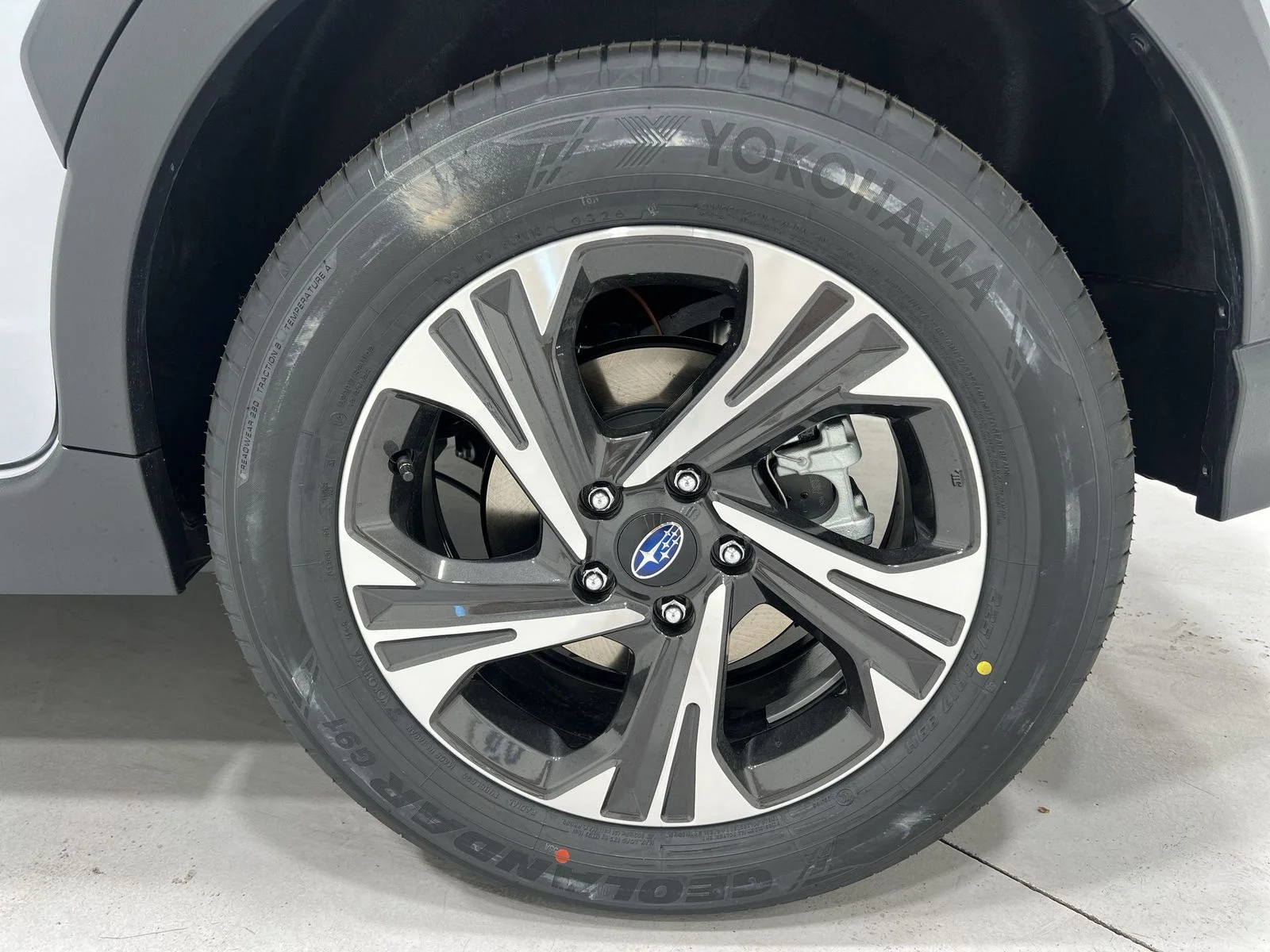 New 2026 ICE SILVER METALLIC Subaru Premium image 10