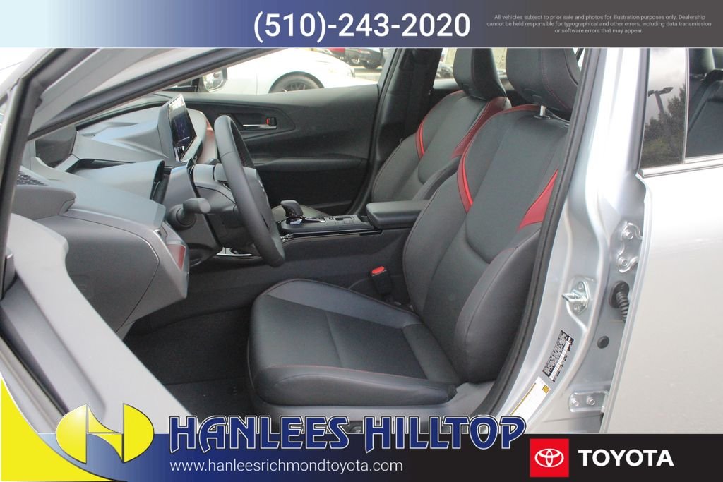 2026 Toyota Prius Plug-in Hybrid XSE - Photo 12