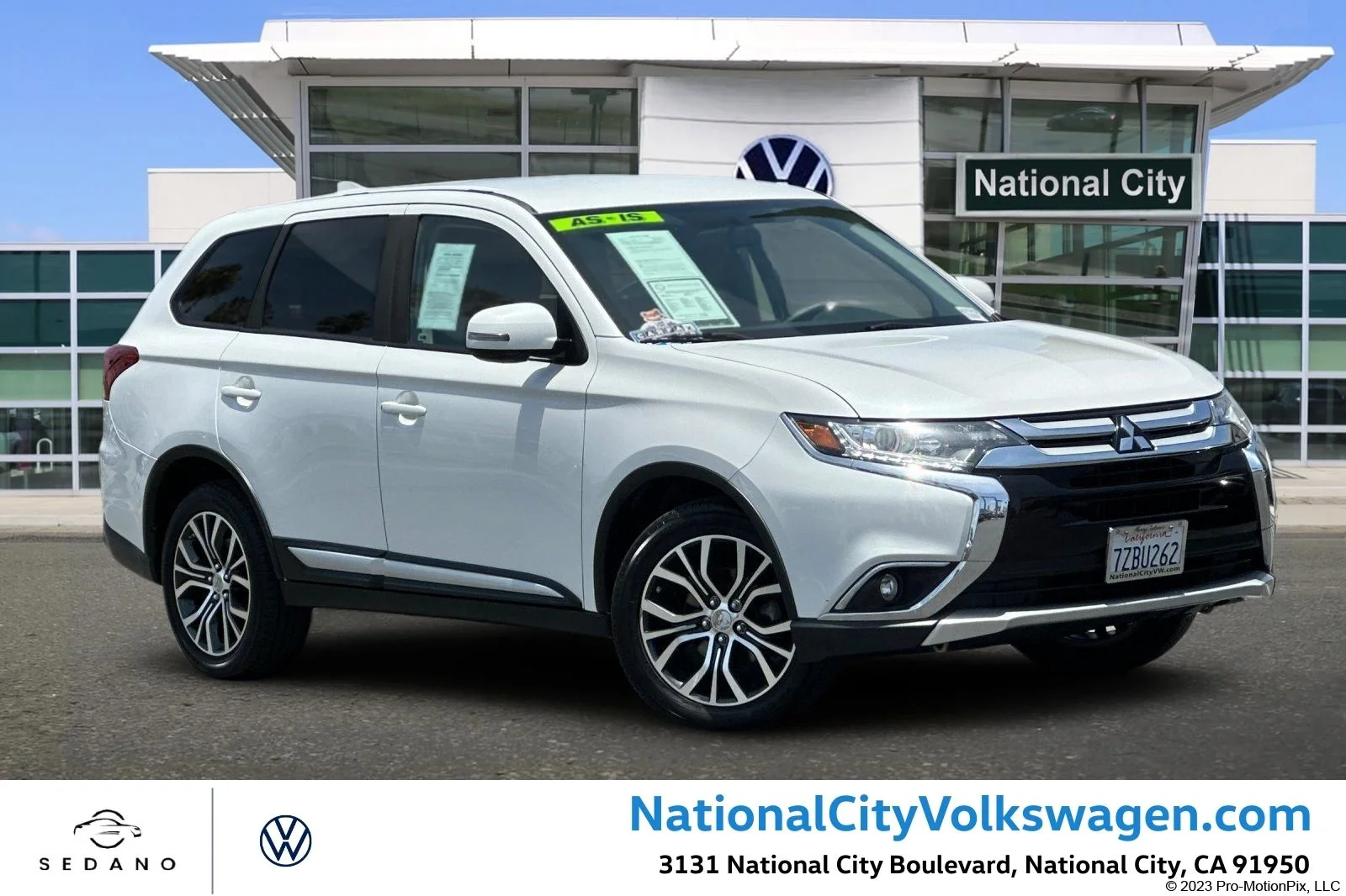 2017 Mitsubishi Outlander SE FWD's photo