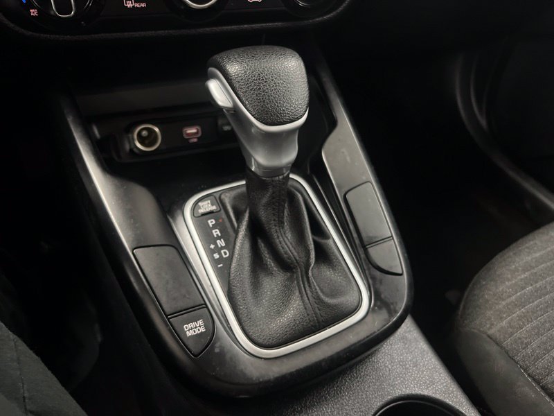 Used 2020 Silver Kia S image 27