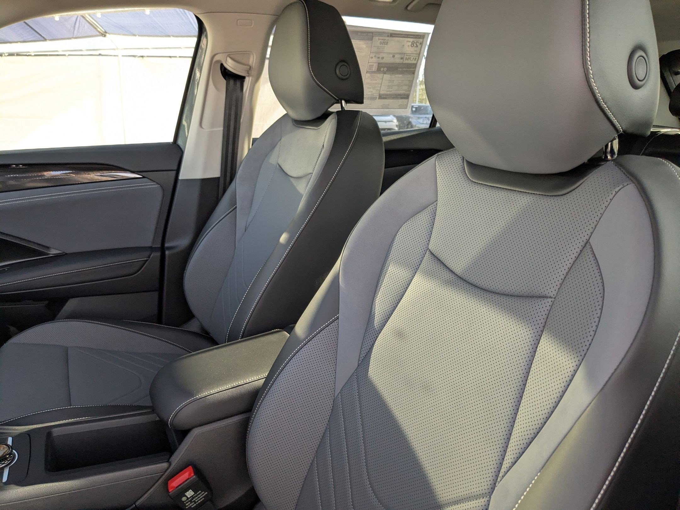 New 2026 Platinum Gray Metallic Volkswagen SE image 7