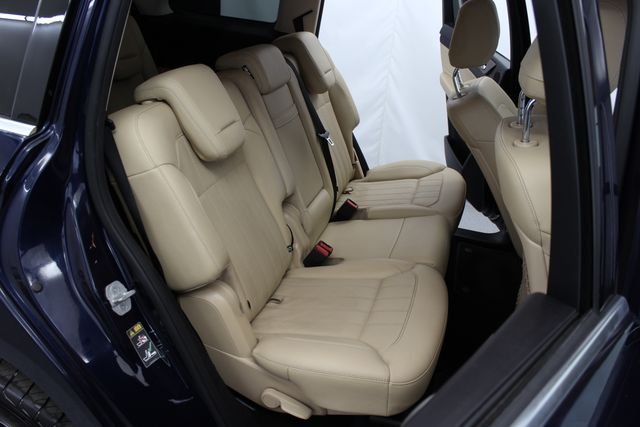 Used 2017  Mercedes-Benz GLS 450 image 22