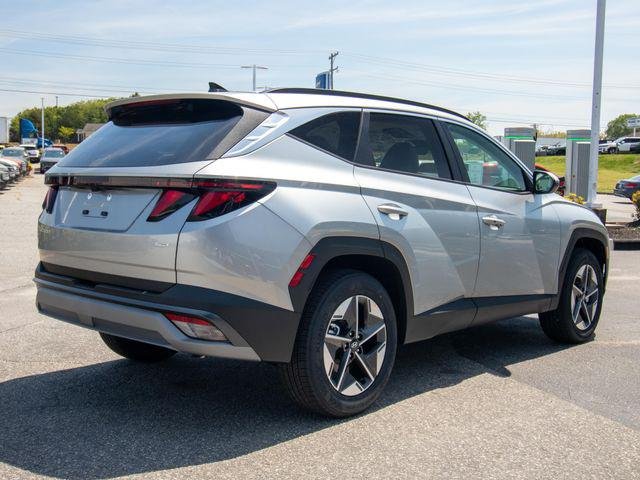 New 2026 Silver Hyundai SEL AWD image 11