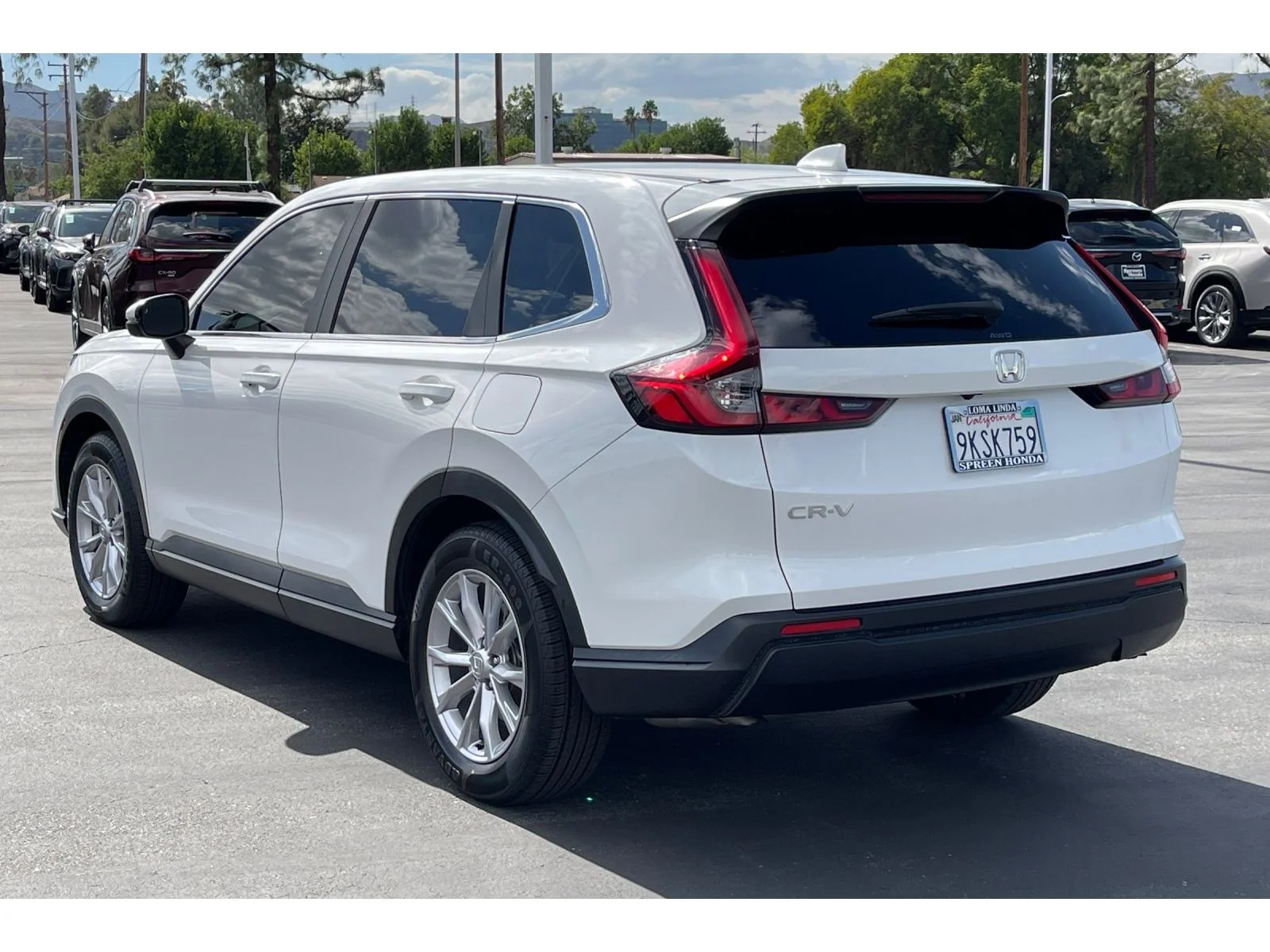 Used 2024 Platinum White Pearl Honda EX image 3