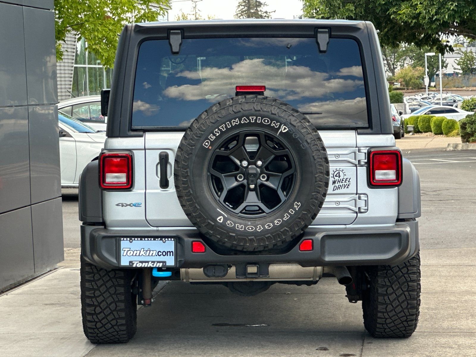 Used 2023 Silver Zynith Clearcoat Jeep Willys 4xe image 4
