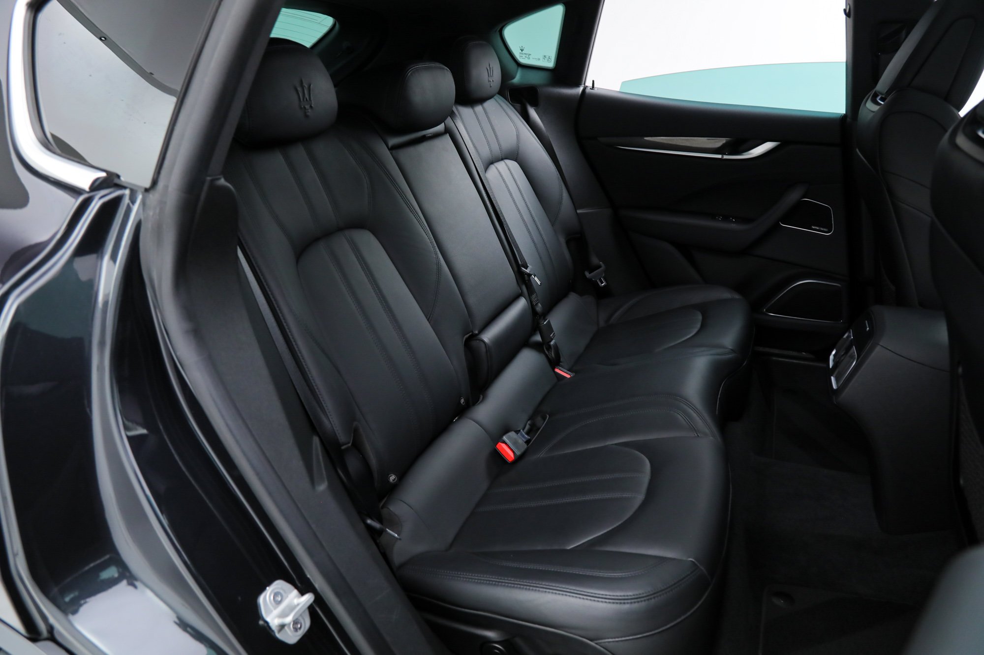 Used 2022 Black Maserati Modena S image 13