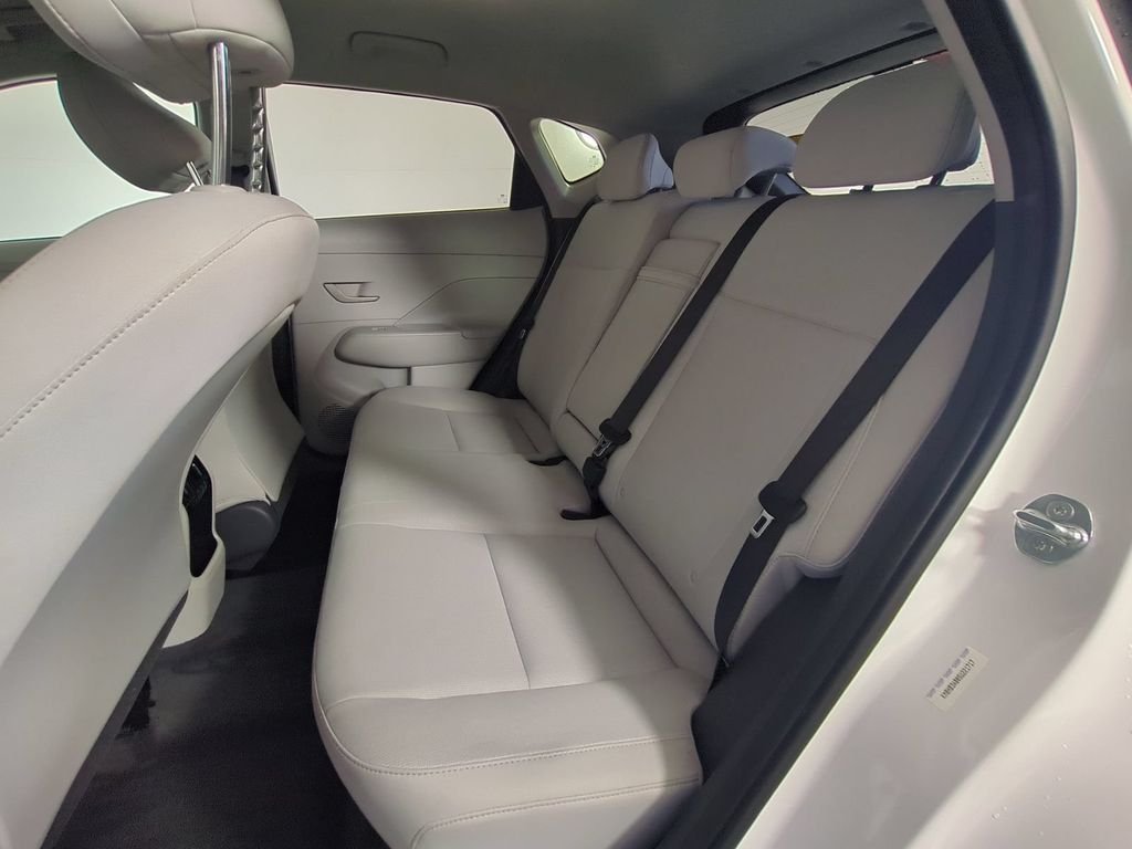 2025 Hyundai Kona SEL - Photo 15