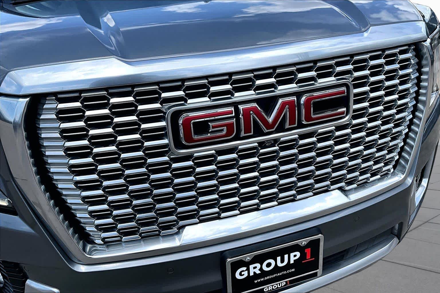Used 2021 SATIN STEEL METALLIC GMC Denali image 30