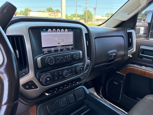 Used 2017 Quicksilver Metallic GMC SLT image 18