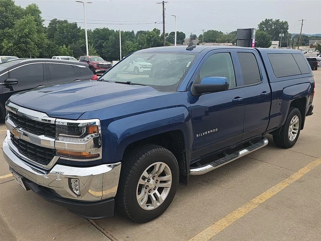 Used 2016 Chevrolet Silverado 1500 LT with VIN 1GCVKREC5GZ303966 for sale in Winona, Minnesota