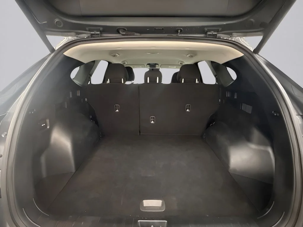 Used 2023 Gray Hyundai SEL image 28