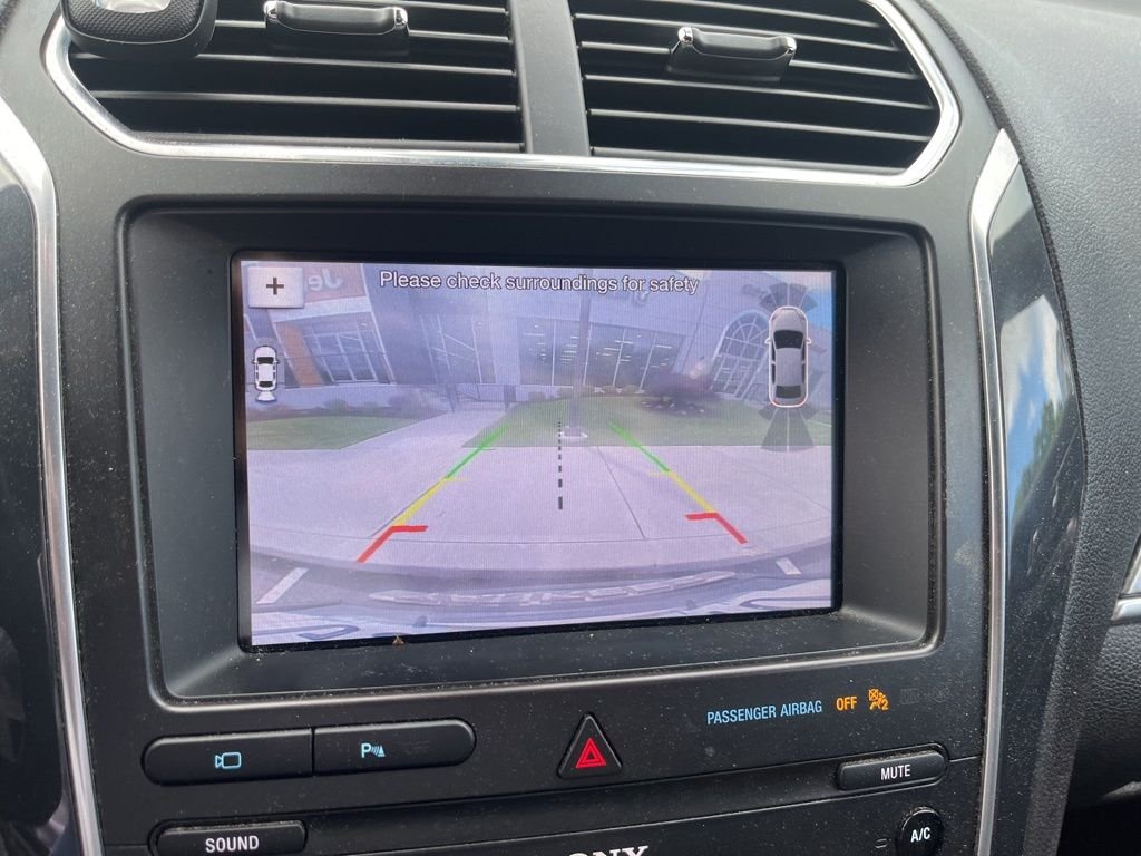 Used 2019 White Ford Sport image 6
