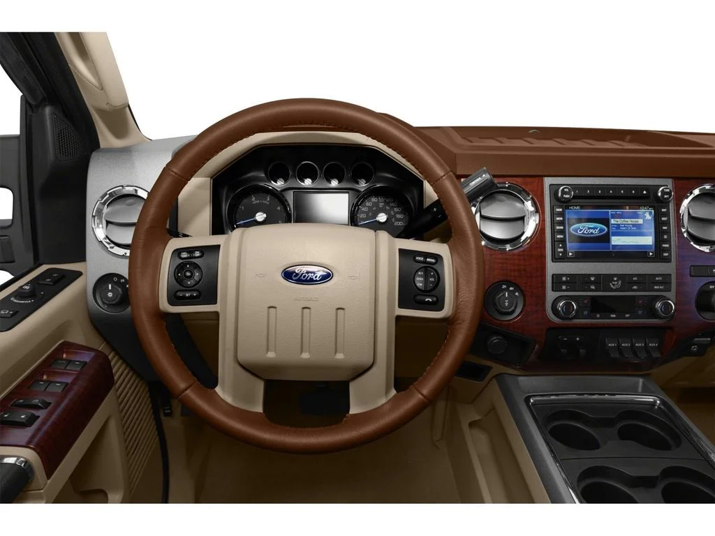 Used 2015 Blue Ford Lariat image 10