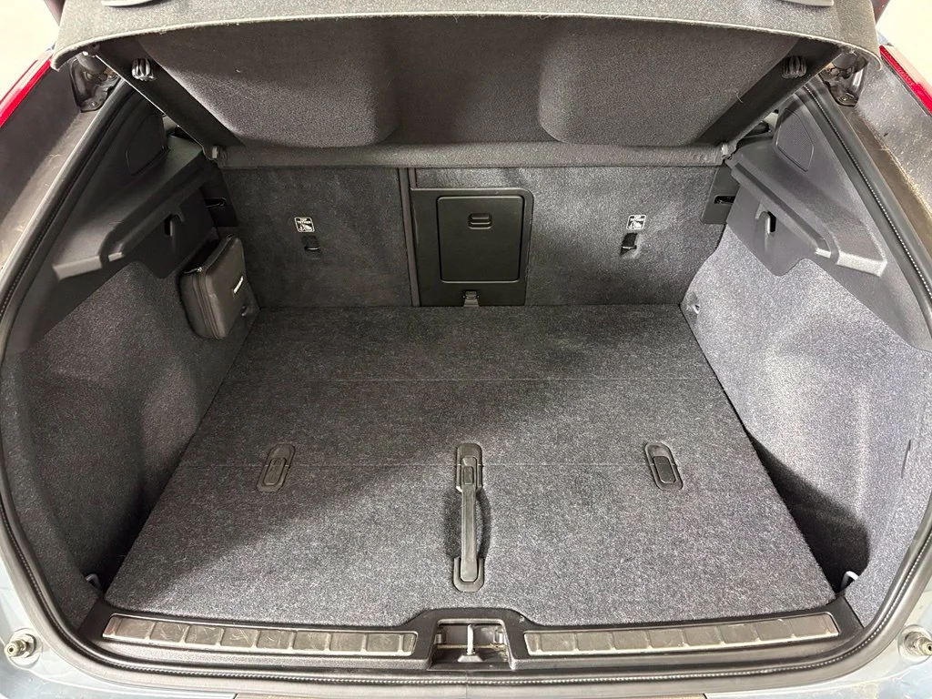 Used 2023 Gray Volvo Ultimate image 34