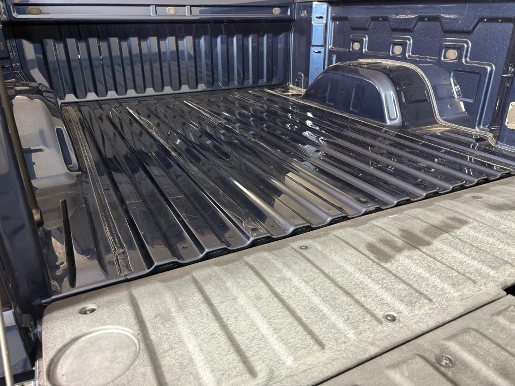 Used 2021 Blue GMC SLT image 41