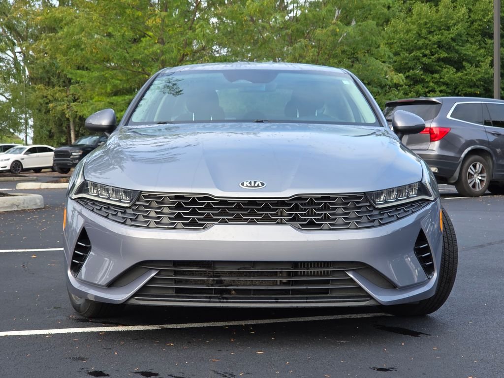 Used 2021 Silver Kia LXS image 17