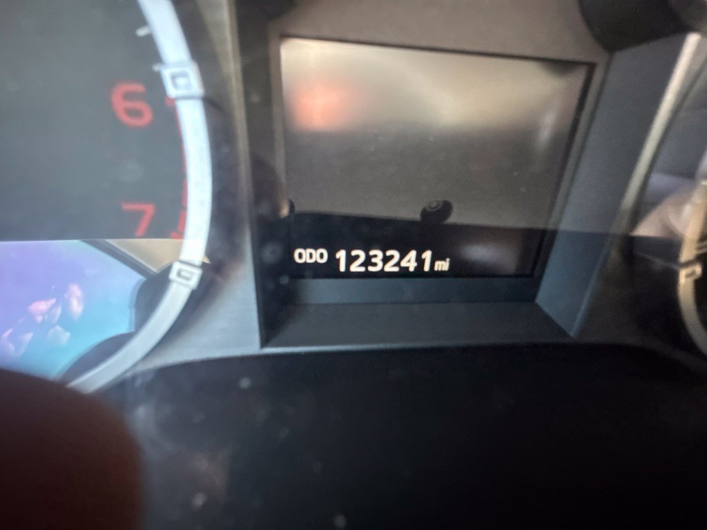 Used 2015 White Toyota SR5 image 7