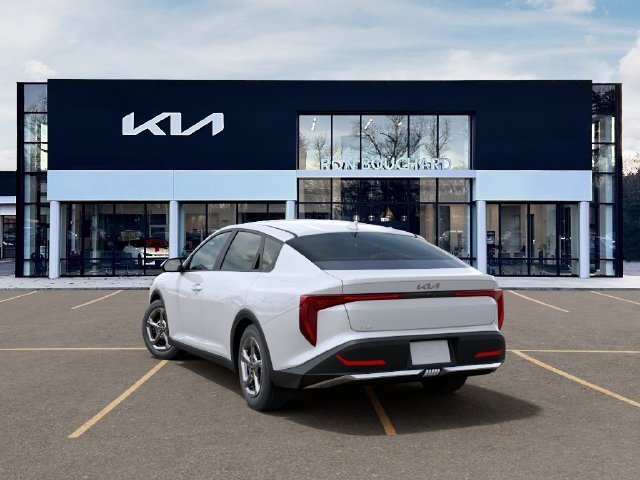 New 2026 Snow White Pearl Kia LXS image 4