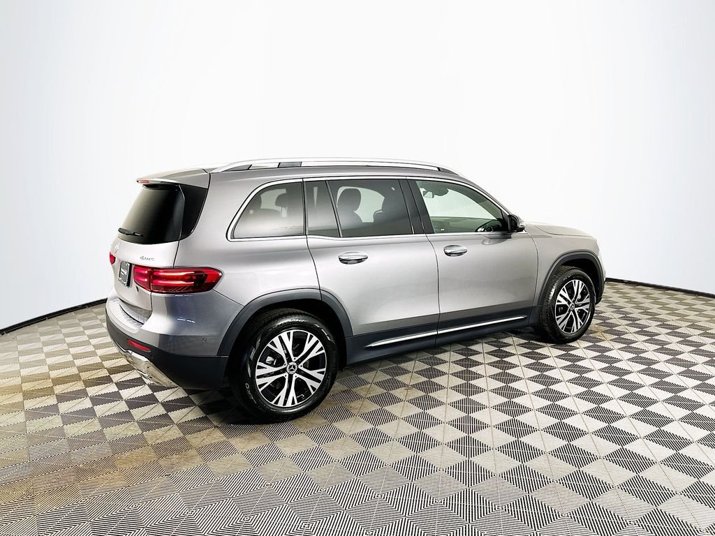 Used 2026 Gray Mercedes-Benz GLB 250 image 6