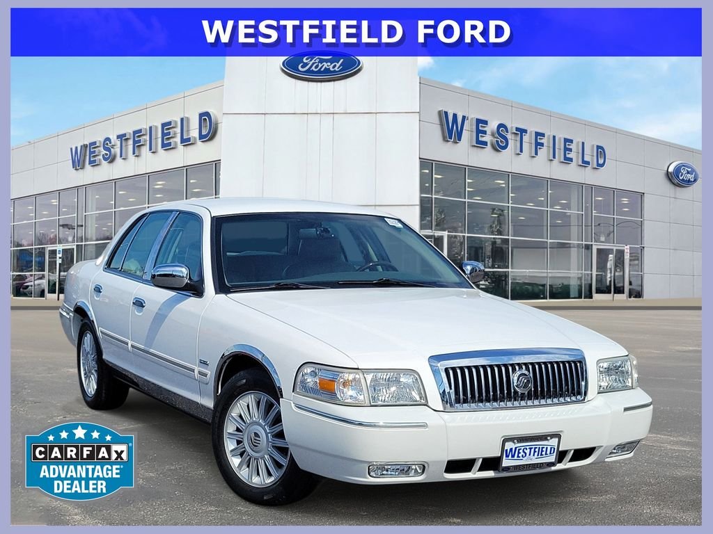 2010 Mercury Grand Marquis LS's photo