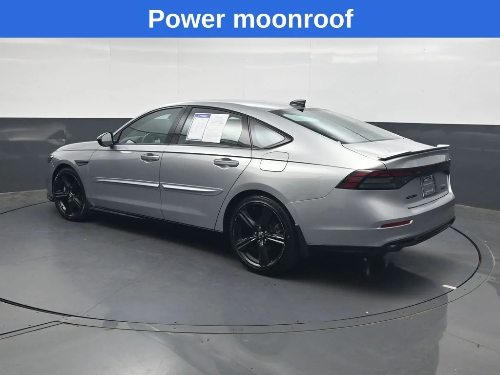 Used 2024 Solar Silver Metallic Honda Sport-L image 6
