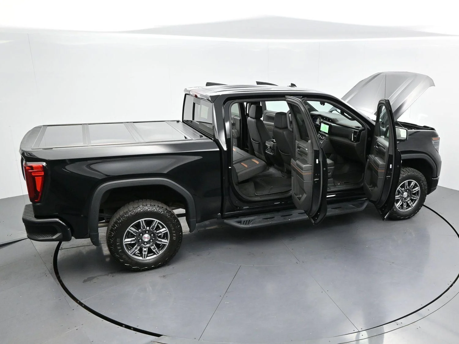 Used 2024 Onyx Black GMC AT4 image 40
