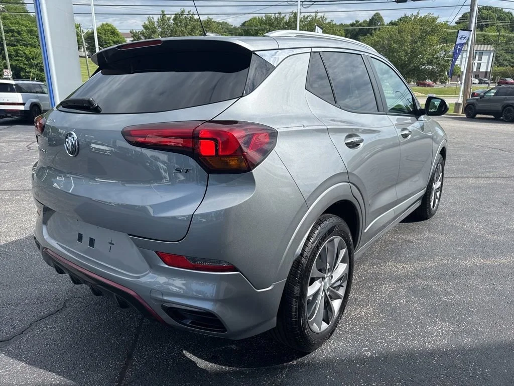 Used 2023 Moonstone Gray Metallic Buick Select image 6