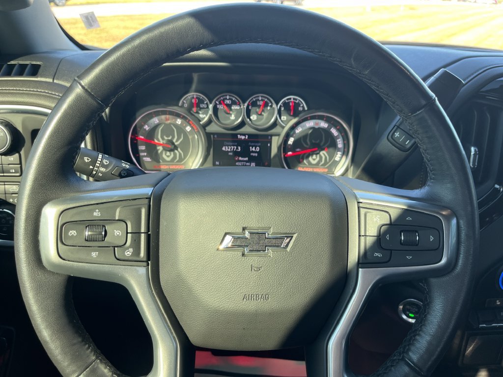 Used 2022 Gray Chevrolet RST image 15