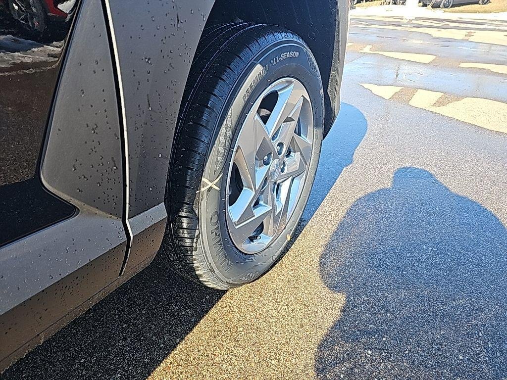 New 2026 Black Hyundai SE AWD image 36