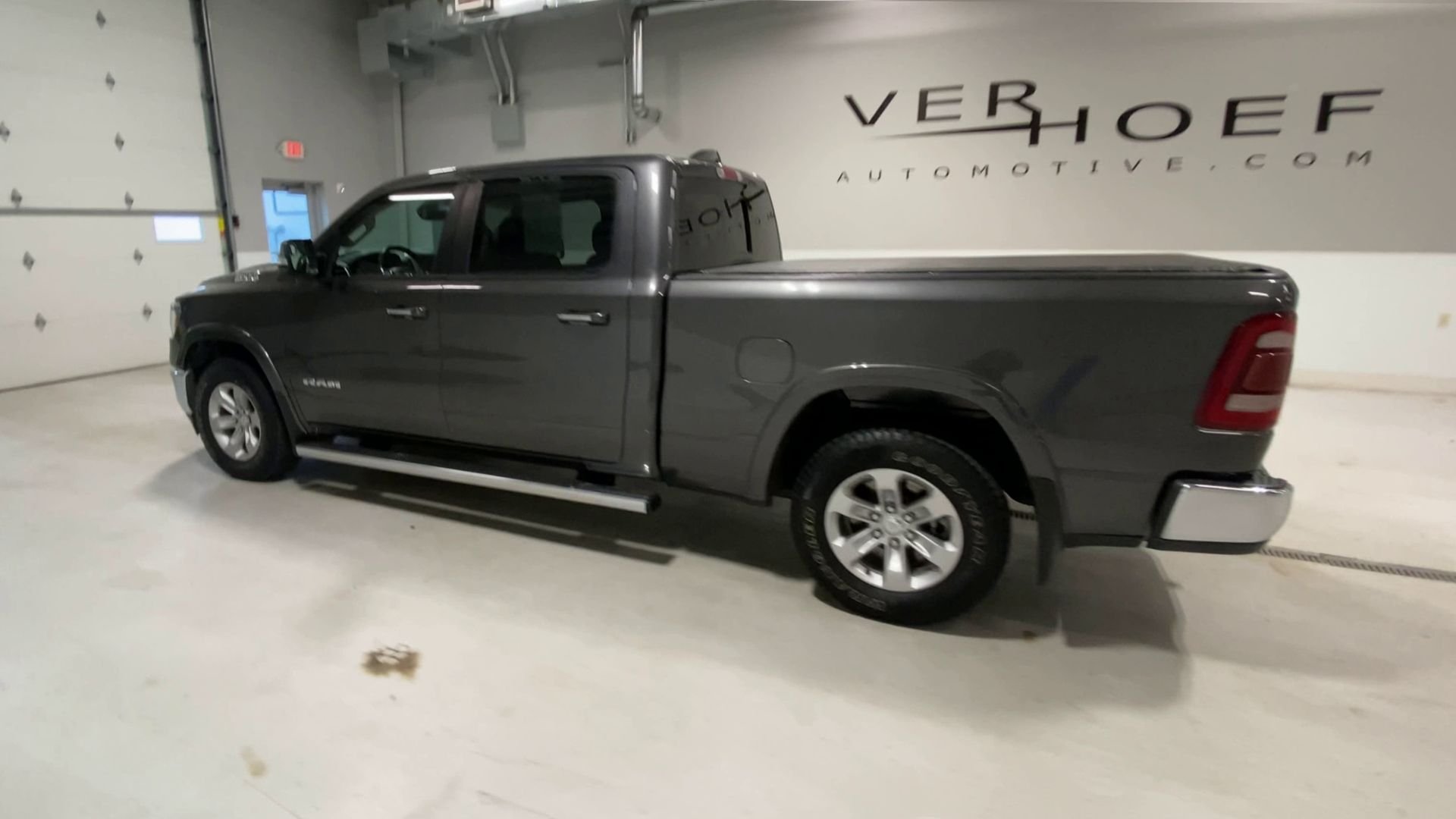 Used 2020 Granite Crystal Metallic Clearcoat  Ram Laramie image 39