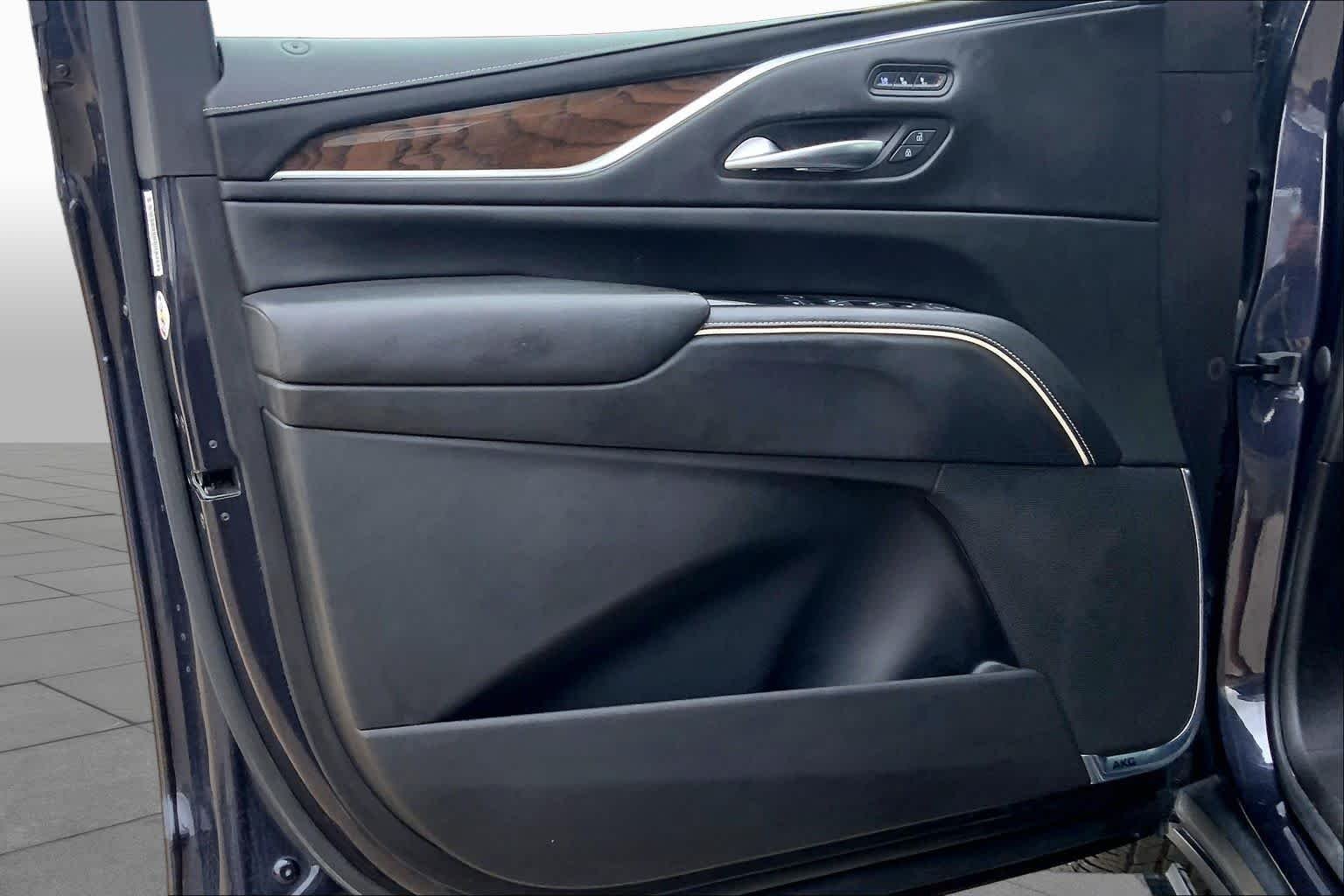Used 2022 Galactic Gray Metallic Cadillac Sport Platinum image 22