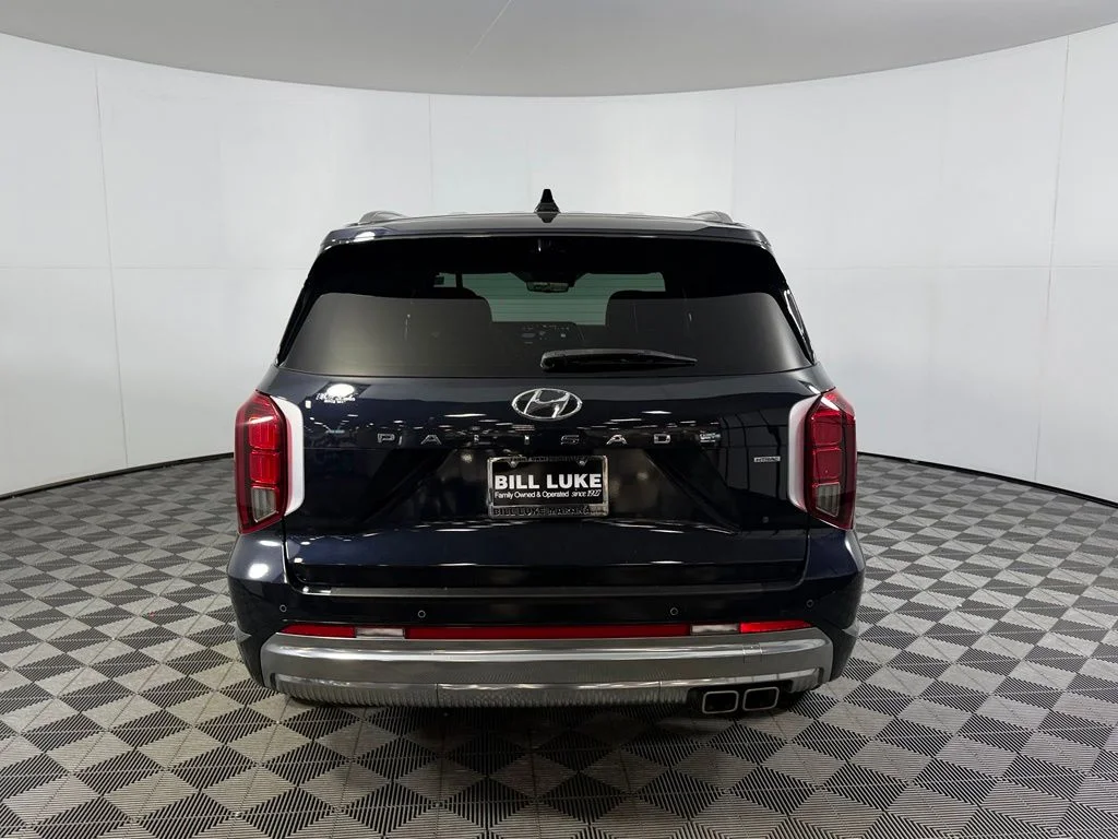 Used 2024 White Hyundai Calligraphy image 9