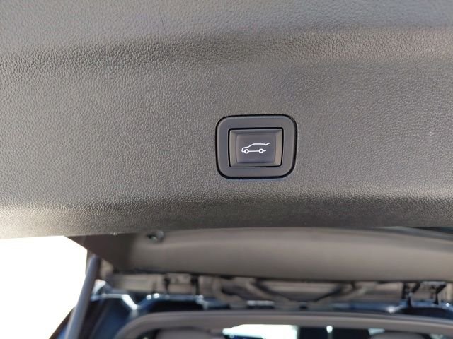 Used 2025 Black Chevrolet LT image 35