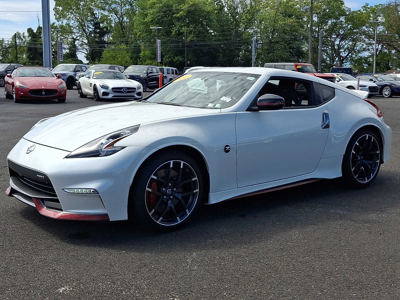 Used 2020 Pearl White Tricoat Nissan NISMO image 3