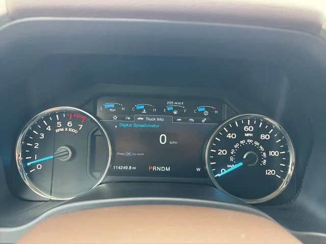 Used 2019 White Ford Lariat image 15