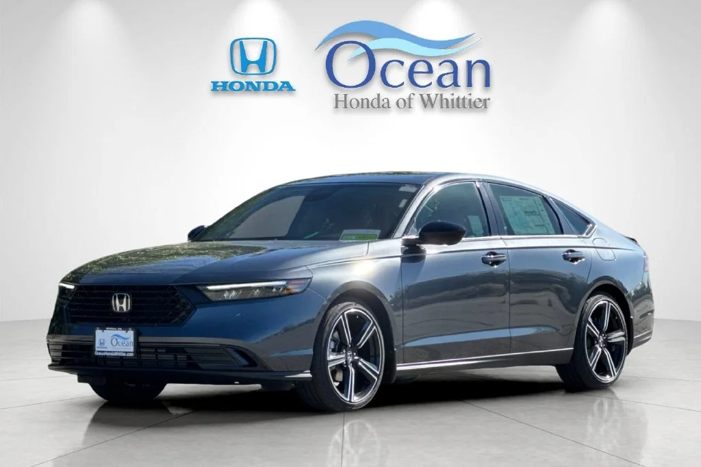New 2026 Meteorite Gray Metallic Honda SE image 8