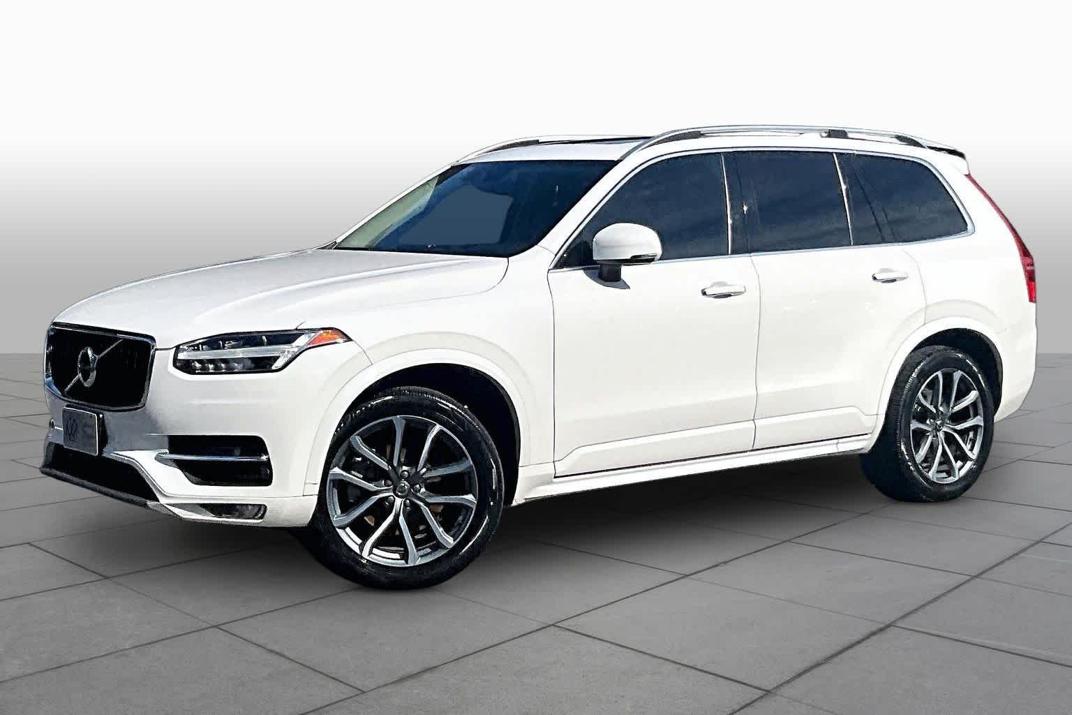 2019 Volvo XC90 T5 Momentum FWD's photo