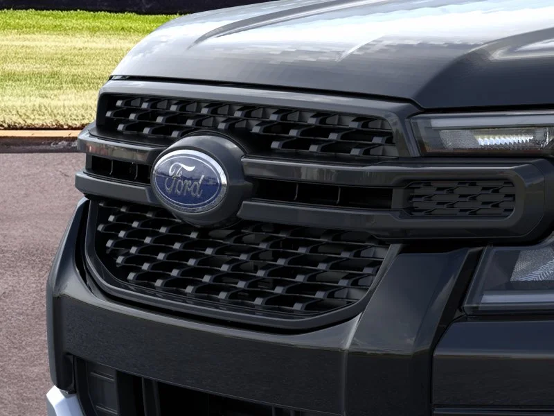 New 2026 Shadow Black Ford XLT image 17