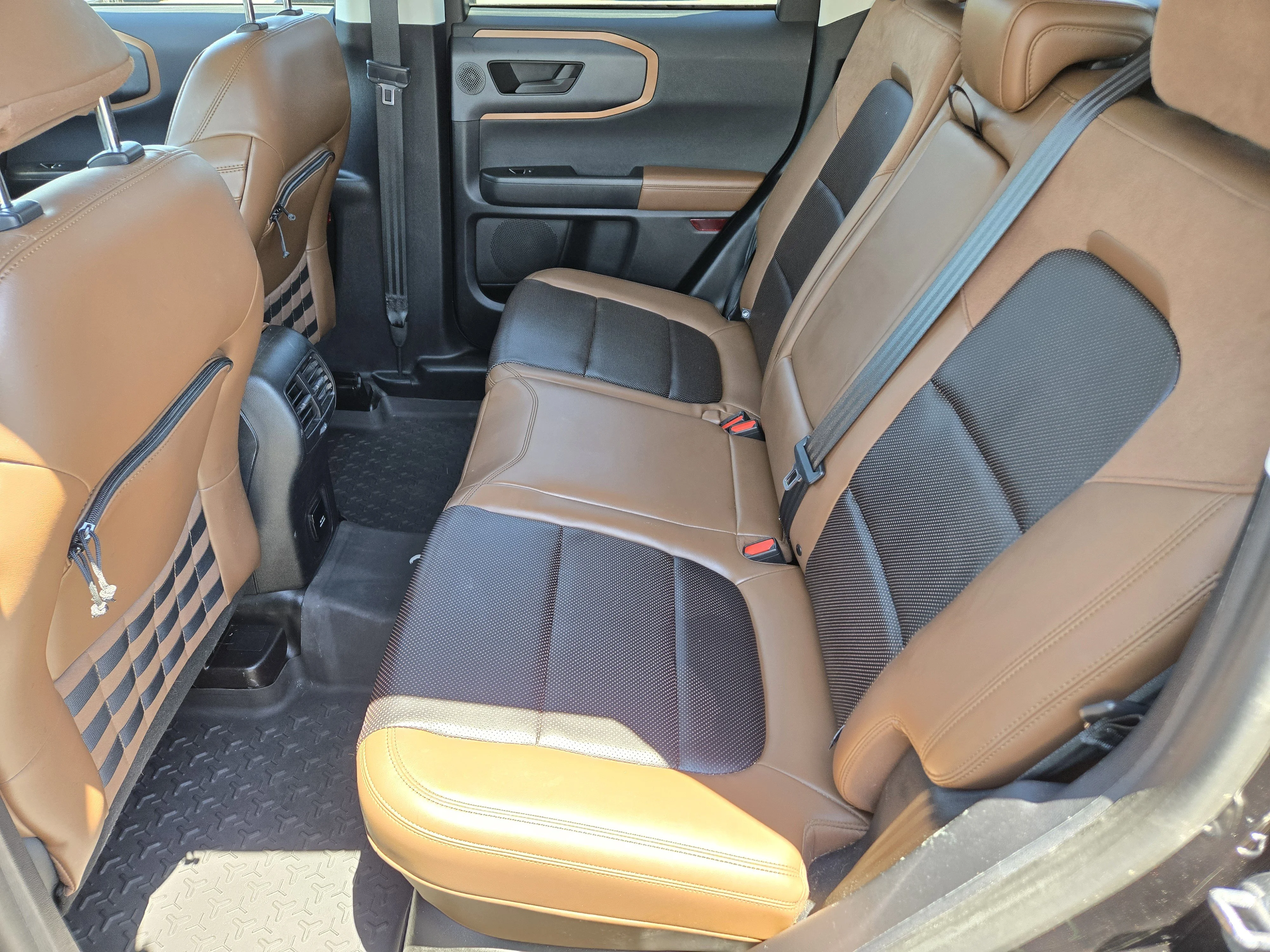 Used 2021 Kodiak Brown Metallic Ford Badlands image 19