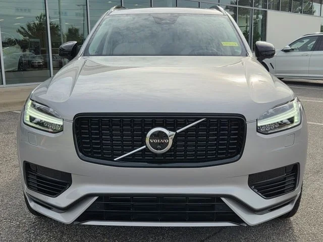 Used 2023 Silver Volvo Ultimate image 6