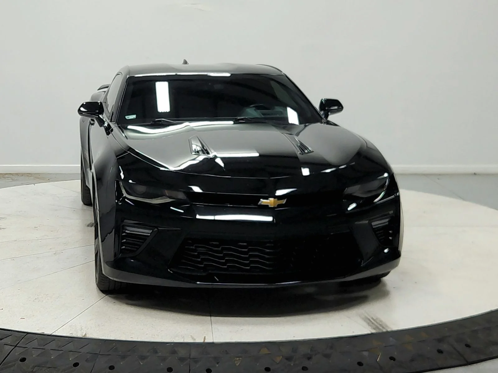 Used 2016 Black Chevrolet SS image 3