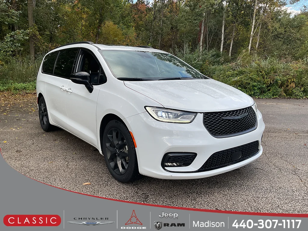 2025 Chrysler Pacifica