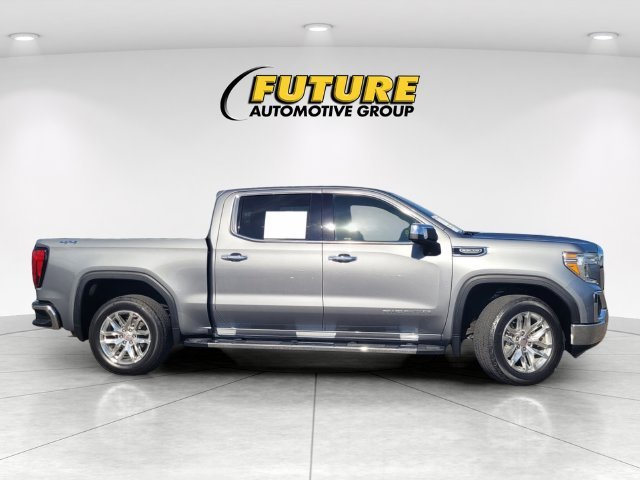 Used 2020 Gray GMC SLT image 3