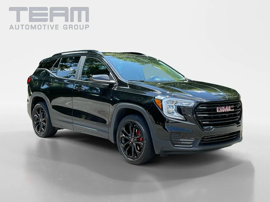 Used 2022 Black GMC SLE image 1