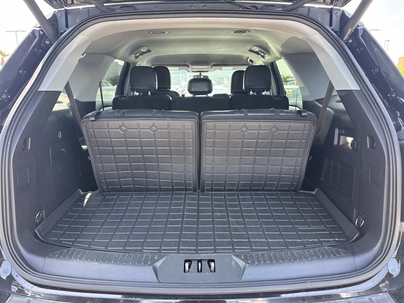 Used 2022 Black Ford XLT image 9