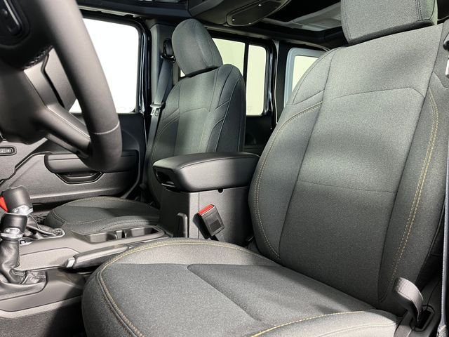 New 2026 Black Clear-Coat Exterior Paint Jeep Sport S image 6