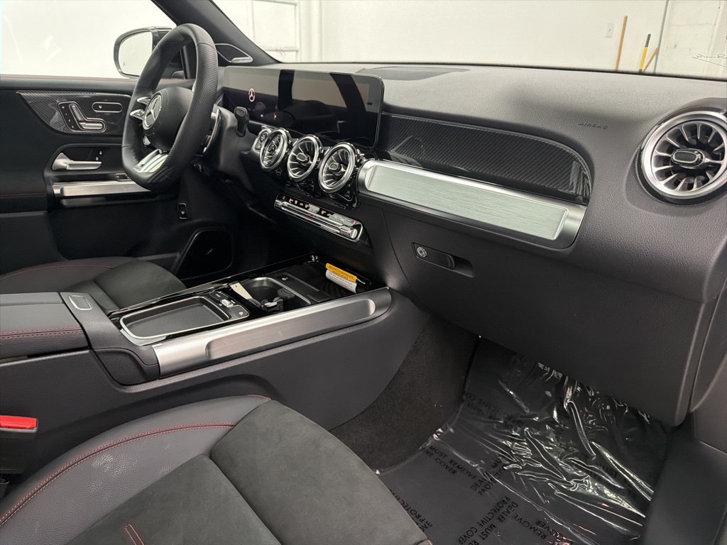 Used 2026 Black Mercedes-Benz GLB 35 AMG® image 27