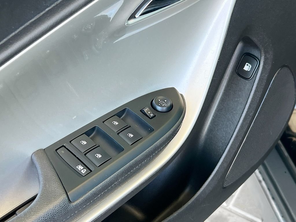 Used 2014 Black Chevrolet Base image 16