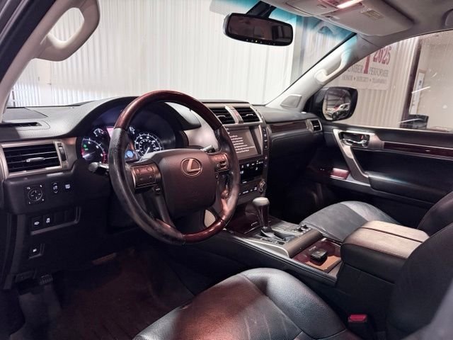 Used 2018 Gray Lexus 460 image 10