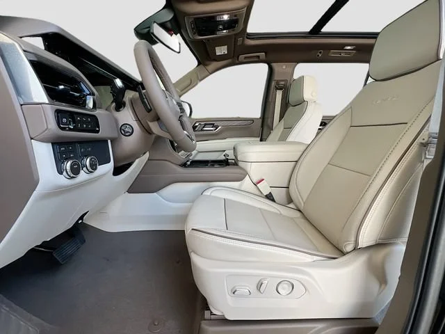 2026 GMC Yukon XL Denali - Photo 15